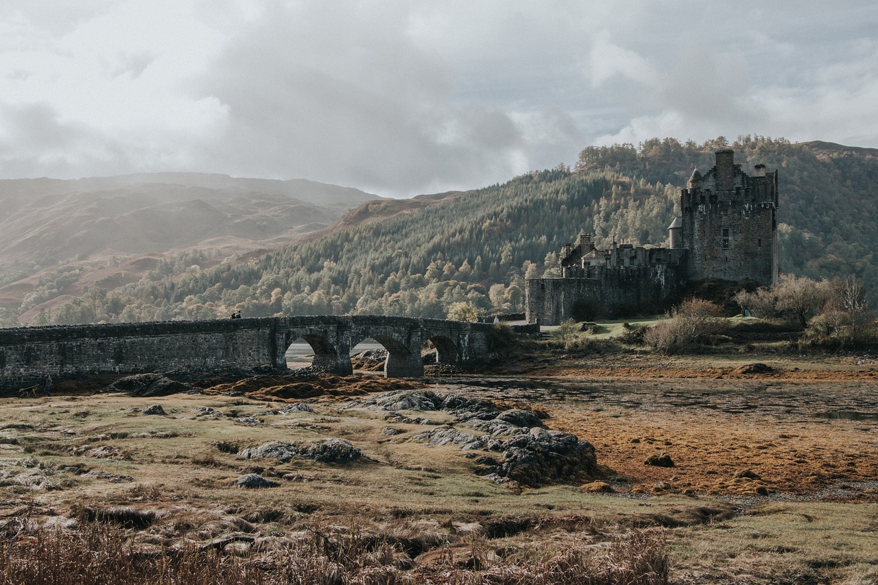 offrez-vous une escapade romantique inoubliable avec nos idées de séjours en couple : destinations idylliques, hébergements de charme et activités conçues pour raviver la flamme. préparez le voyage parfait à deux !